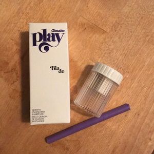 glossier blade pencil sharpener